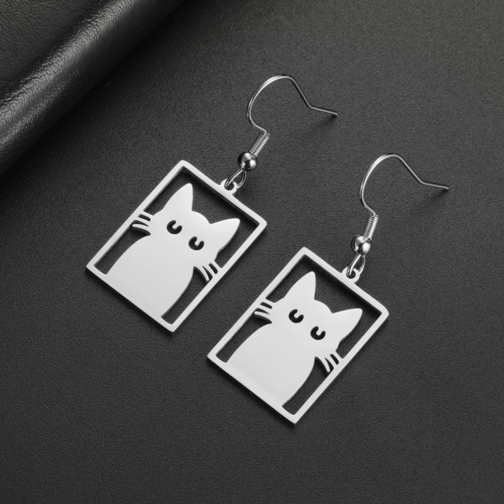 .
🐾 My Shape Rectangle Cat Drop Earrings.