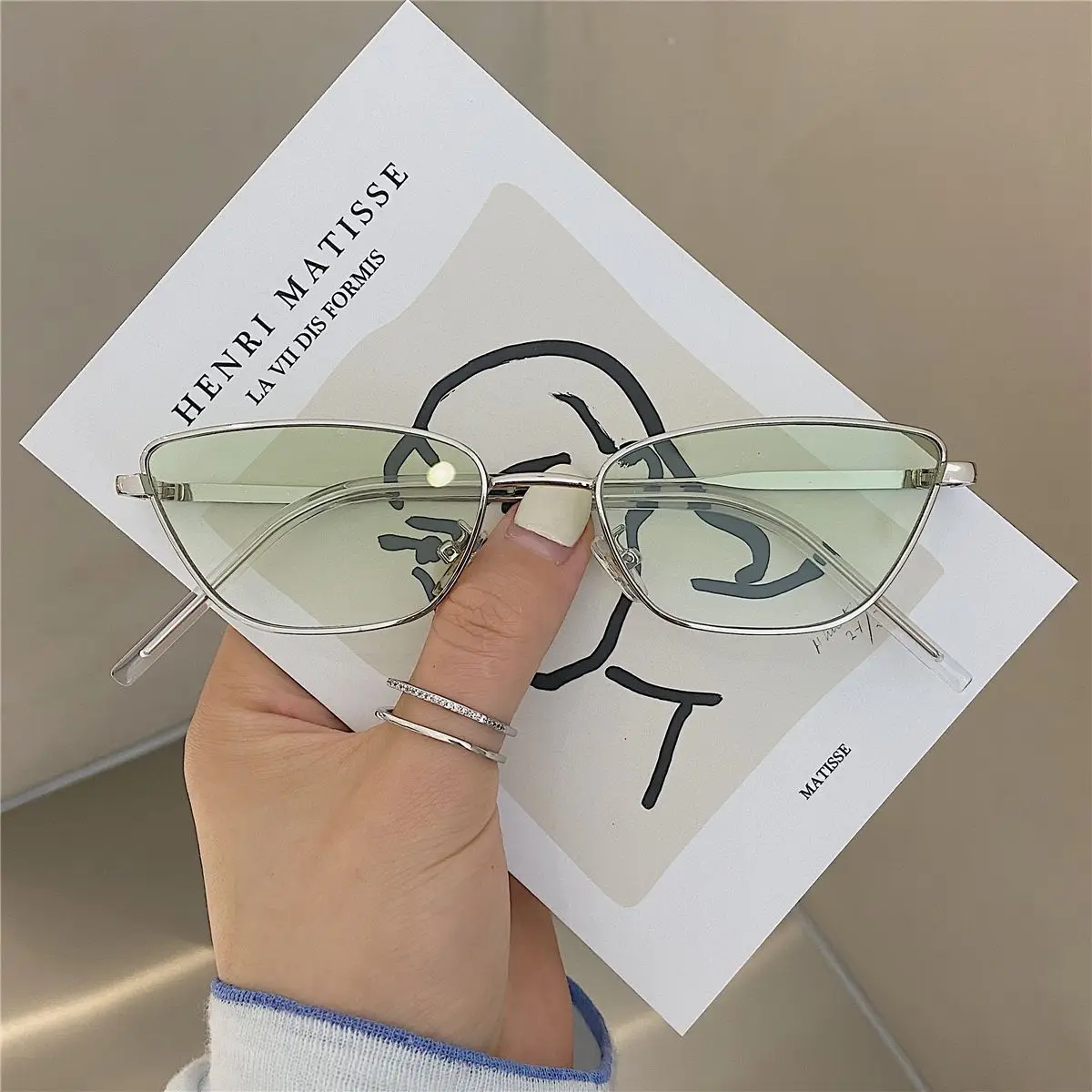 Kitty Fashion Square Sunglasses. Vintage Metal Frame UV400 Style for Cats & Small Dogs - Image 11