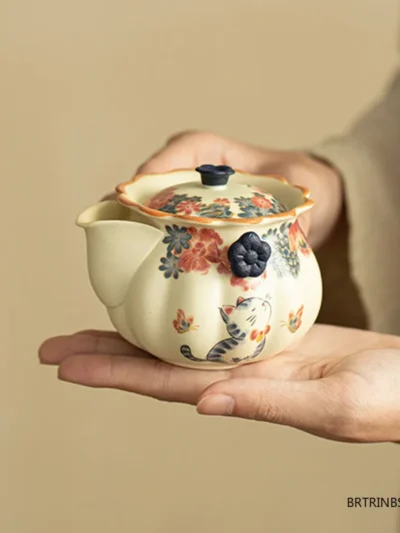 ⭐ Handmade Kitty‑Bloom Mini Teapot