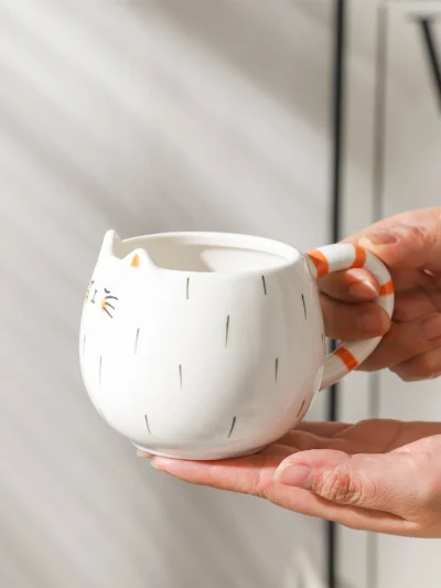 ⭐ Cozy Whisker‑Hug Ceramic Kitty Mug